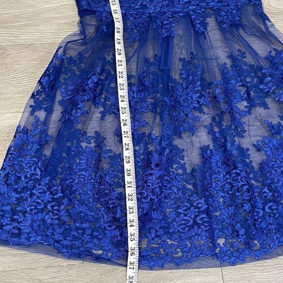 Womens Dress Size 8 Mesh Sheer Holiday Wedding Guest Going Out Party Embroidere - Picture 5 of 6